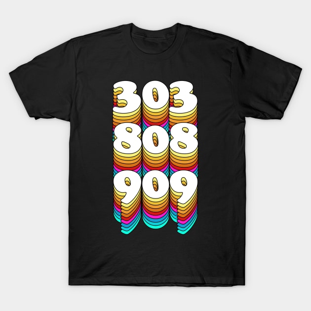 303, 808, 909 Synth Drum Machine - DJ Design T-Shirt by DankFutura